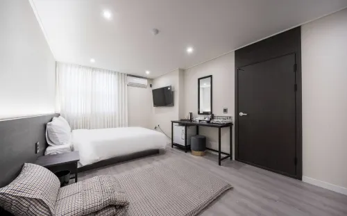Miryang G-D21 Hotel