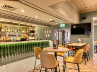 Premier Inn Birmingham City - Aston Hotels near محطة ويتون