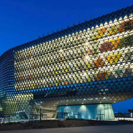 Adelaide Riviera Hotel