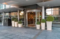 Holiday Inn SUITES KUWAIT SALMIYA by IHG Các khách sạn ở 