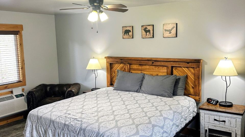 Columbine Inn