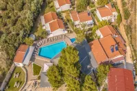 Coral Blue Beach Hotel Gerakini - Pools