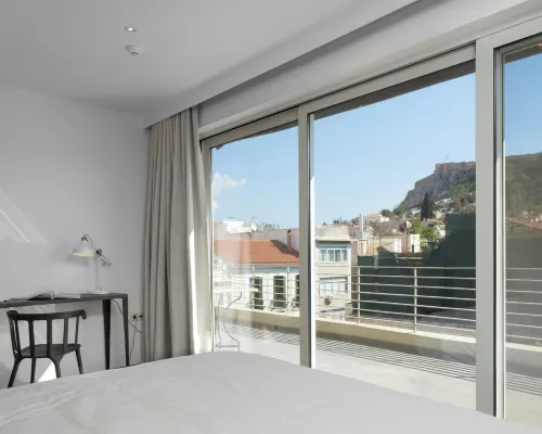 24K Athena Suites Hotels near Hadrian's Arch
