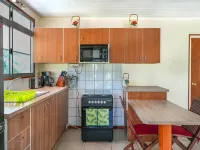 Charming 1BR Guesthouse in Beautiful Moorea فنادق في موريا