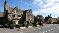 The Colesbourne Inn - Parking