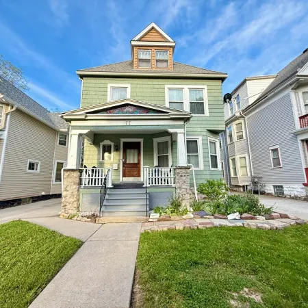 Cozy 4Br Buffalo Home Near Parks & Downtown, Save 10% Weekly, 20% Monthly.