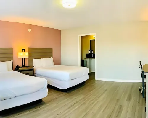 Econo Lodge Inn & Suites Hotels in Abilene