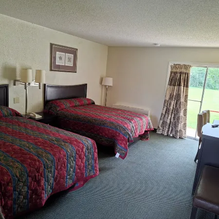 Hometown Inn Staunton VA near Hwy 11