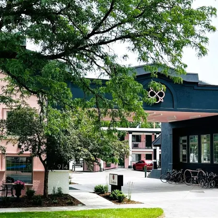 Best Western University Inn