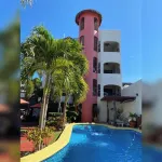 Hotel y Suites Los Encantos - Beach