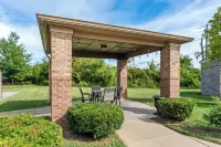 Birch Hill Suites Clarksville-Louisville North