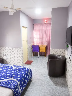 Pleasure rest hotel and suites - 2-Star