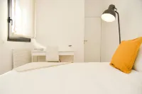 Central Plaza Apartment 1 in Lugano - Condos