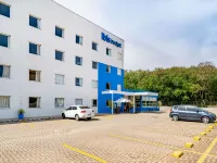 Ibis Budget Piracicaba - parking