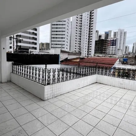 Encantos do Mar Hostel