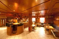 Arthotel Ambassador Wiesbaden - Free Parking - Aamiainen