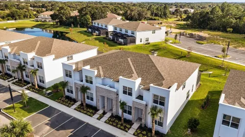 Stunning Townhome With Private Pool Games Room - 4 tähden