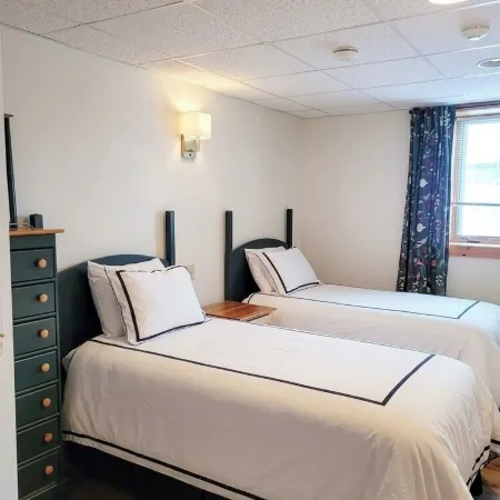 Ski in/Ski out 2 Bedroom Directly on Grammy Jay Run Hotels in Jay