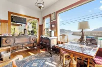 The Historic Requa Inn - 3-Star