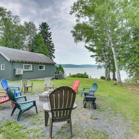 Cozy Maine Lakefront Cabin Rental