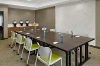 SpringHill Suites Detroit Southfield - parking