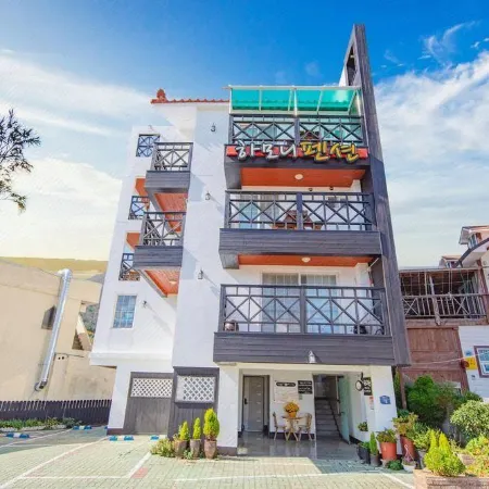 Geoje Island Harmony Pension
