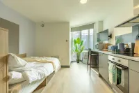Curraheen Point Cork - Easy Access to City Centre - Apartments