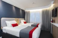 Holiday Inn Express LONDON - DARTFORD by IHG - parkir
