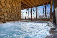 MTN Views Hot Tub Fire Pit Pool Table Games - Hot Tub