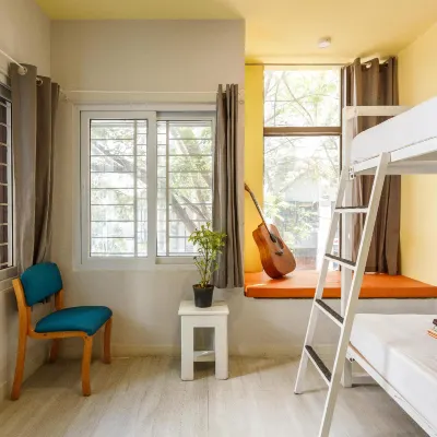 Locul Central - Church Street Hotels near Visvesvaraya Industrial and Technological Museum
