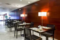 Hotel RH Murcia Centro - فطور