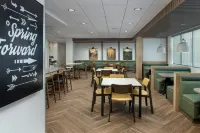 Fairfield Inn & Suites Aberdeen - parking