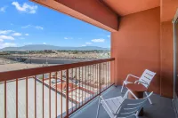Embassy Suites by Hilton Albuquerque - Mountain view