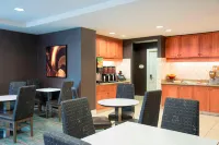 Residence Inn Toledo Maumee - Uima-altaat