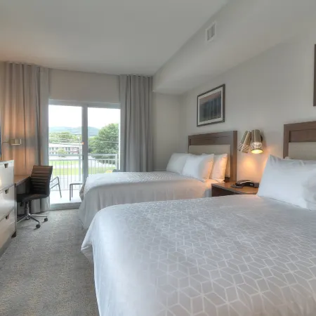 Holiday Inn & Suites PIGEON FORGE CONVENTION CENTER by IHG