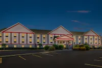 Red Roof Plus+ & Suites Atlanta Airport South - 2-Star