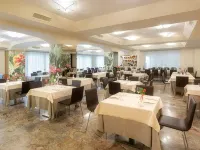 Sangallo Palace Hotels near Cukuc