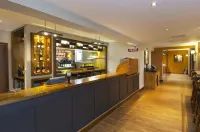 Warwick - bar