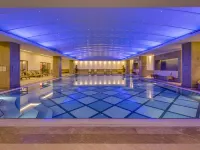 Divan Ankara Hotels near Altinpark
