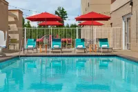 Home2 Suites by Hilton Savannah Airport - Pool