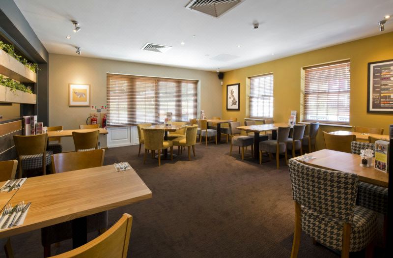 Premier Inn Farnham photo 5