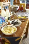 The Boathouse Inn & Riverside Rooms - servizio colazione