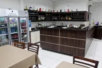 米奧特行政飯店 - 停車場