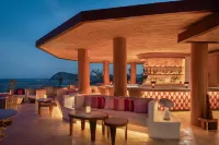 Four Seasons Resort Cabo Del Sol - bar