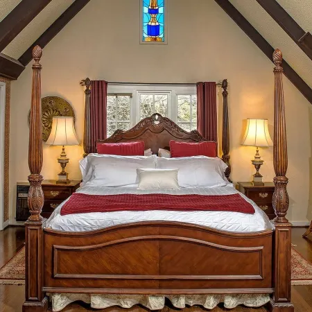 Candlelight Inn (Adults Only) โรงแรมในนาปา
