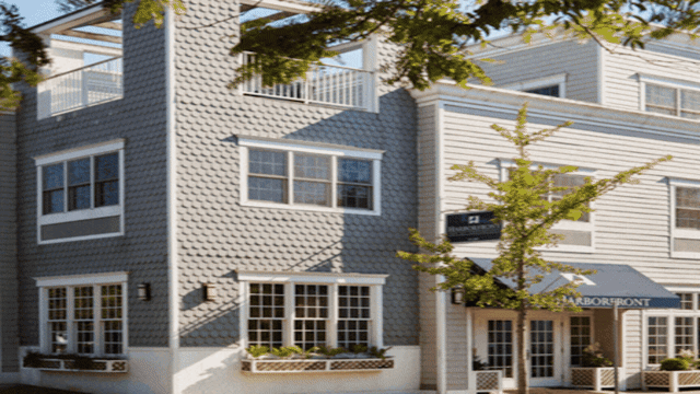 The Harbor Front Inn