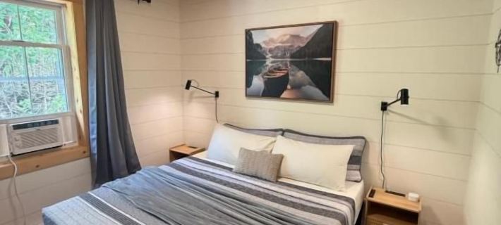 Dock 124 - Adults Only, Waterfront B&B Hotels in Bruce County