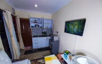 Lux Suites Luxylife Studios Kenol - 3 estrellas