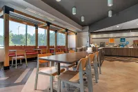 Tru by Hilton Auburn - 3 stjerner