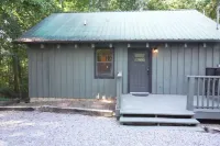 Moonshine Holler Pool Table Hottub Gburg Pigeon Forge 8 Miles - Chalets